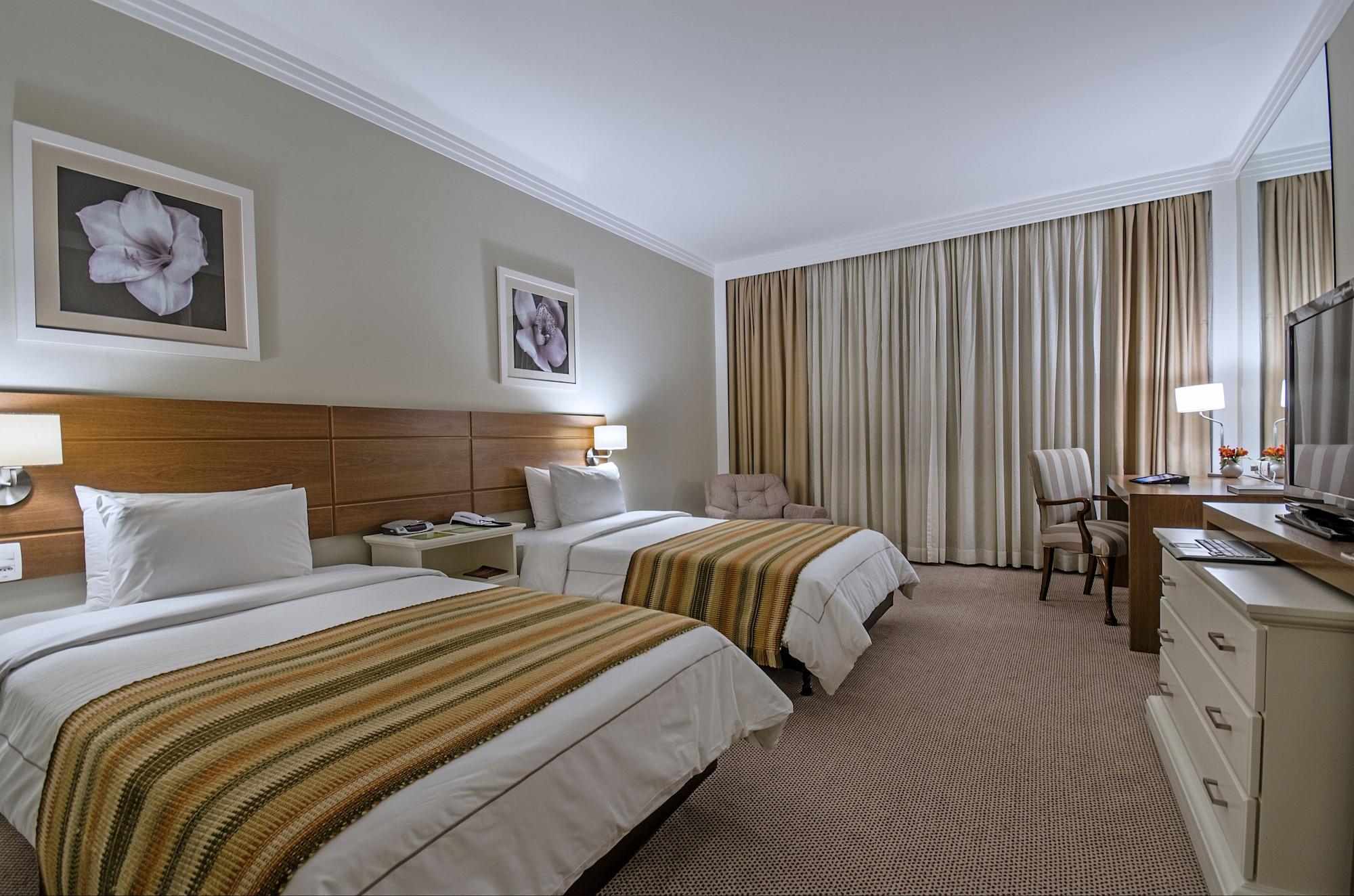 Hotel Transamerica סאו פאולו מראה חיצוני תמונה A room at the hotel