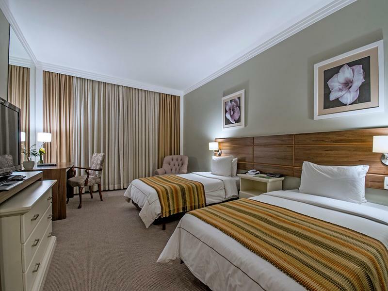 Hotel Transamerica סאו פאולו מראה חיצוני תמונה A room at the hotel